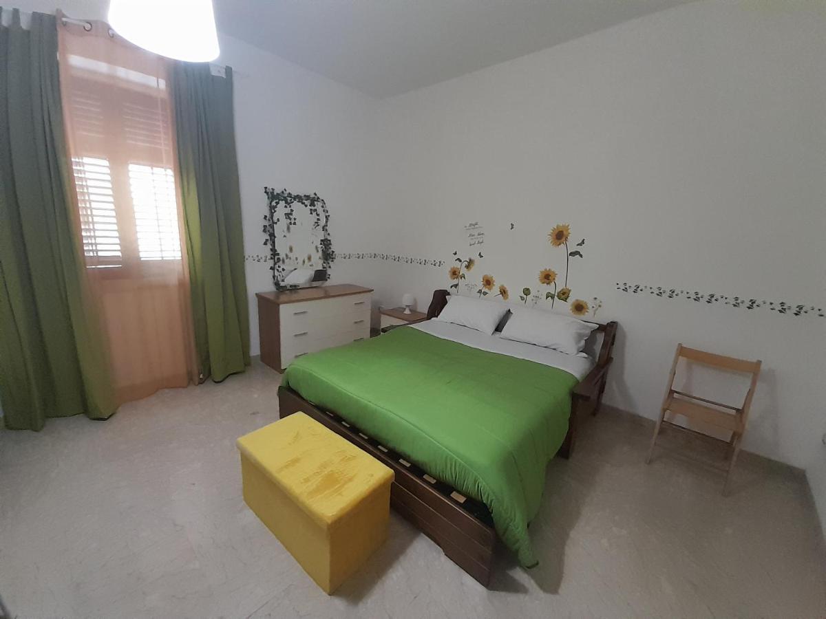 Casa Vacanze Ciccine คาปาชิ ภายนอก รูปภาพ
