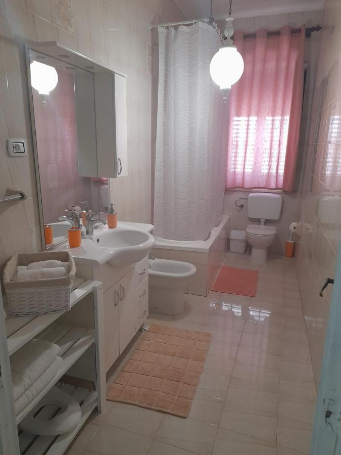 Casa Vacanze Ciccine คาปาชิ ภายนอก รูปภาพ