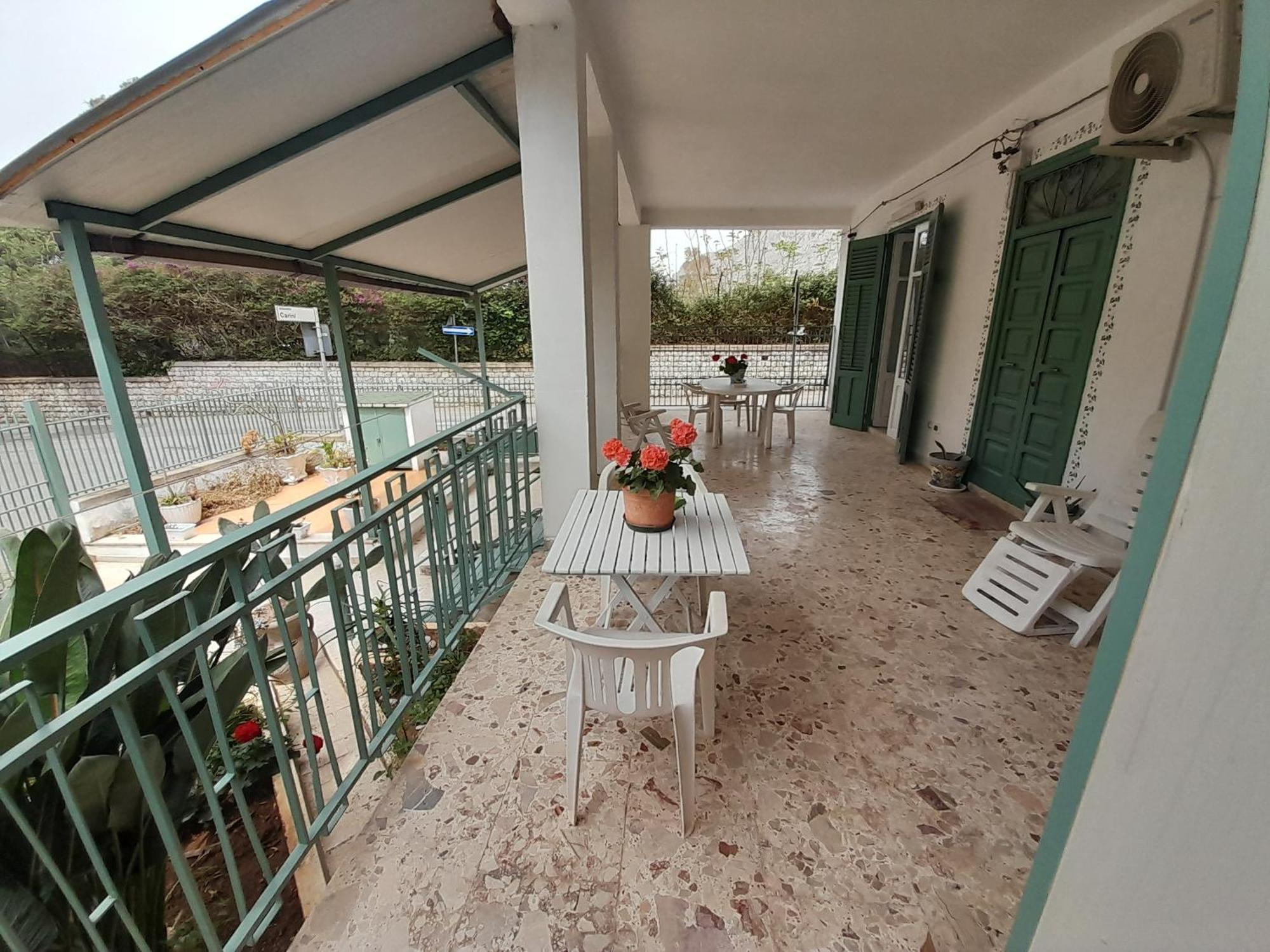 Casa Vacanze Ciccine คาปาชิ ภายนอก รูปภาพ